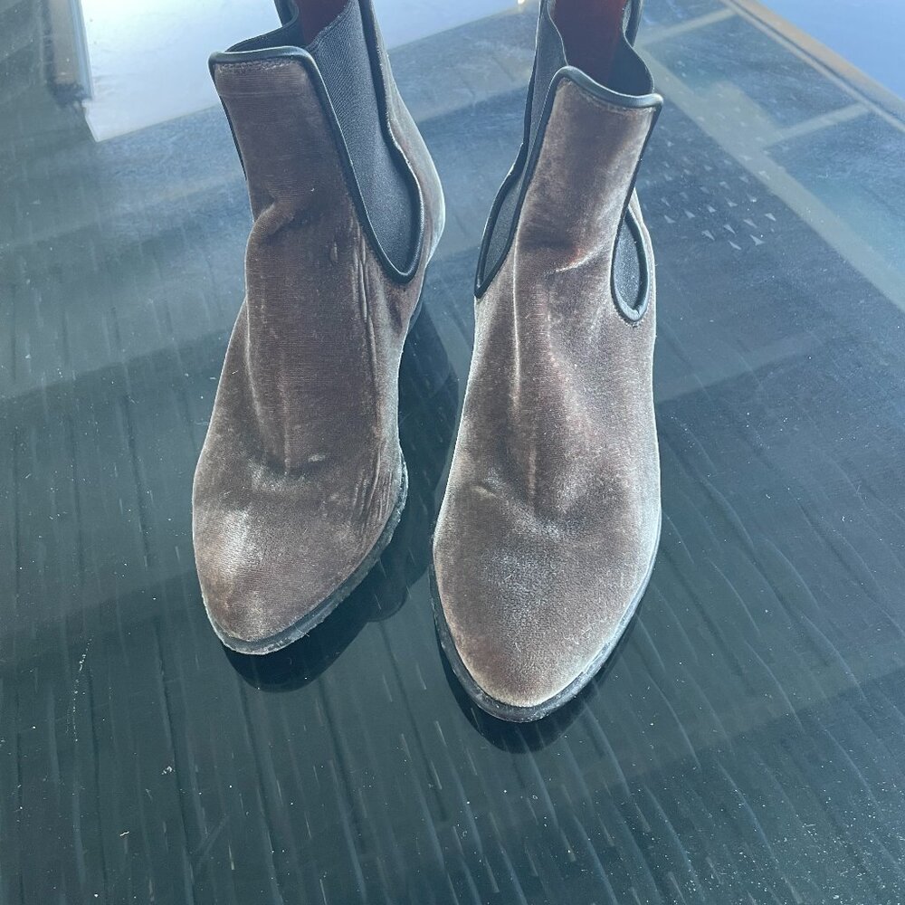 Penelope Chilvers Velvet Cubana Boots. Women's Size 6